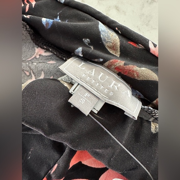 New with tags Laura Petite size S pull on wide leg pants - Picture 3 of 5